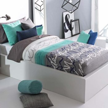 Maturana Decorhogar es una tienda en Madrid de ropa de hogar, cortinas y estores a medida, tienda de calle y online