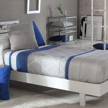 Maturana Decorhogar es una tienda en Madrid de ropa de hogar, cortinas y estores a medida, tienda de calle y online